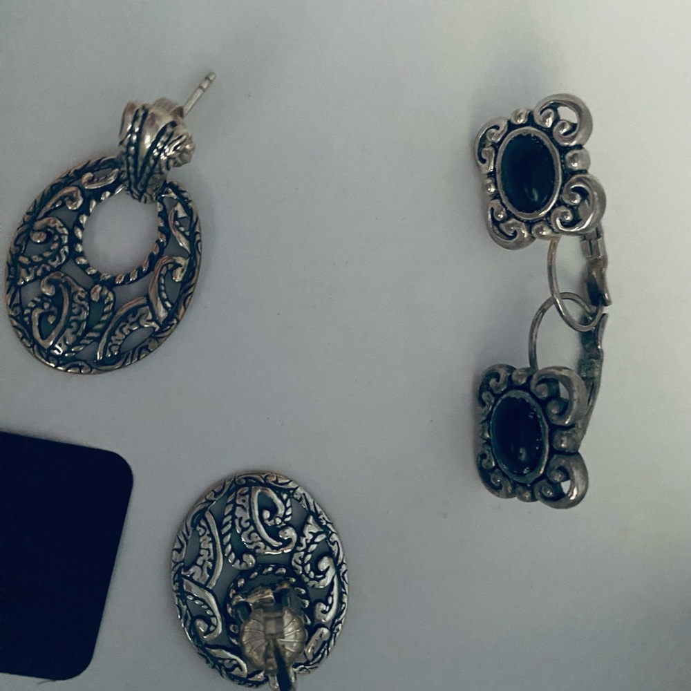 Intricate Black and Silver Earrings - Picture 6 of 6